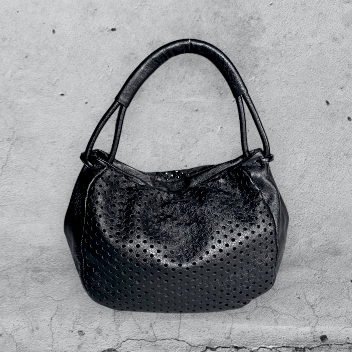 borsa a spalla MONA • forato nero