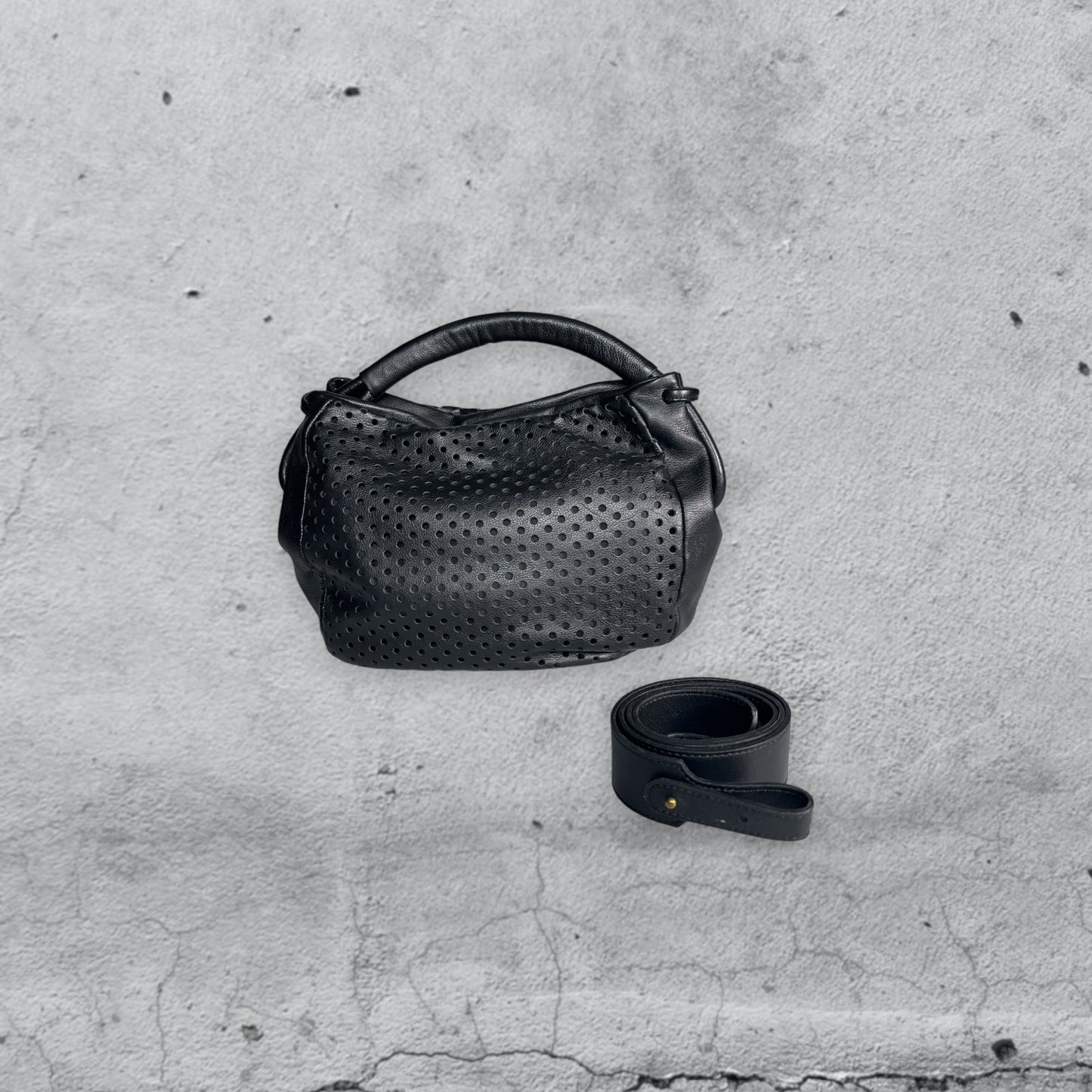 borsa a spalla MONA • forato nero