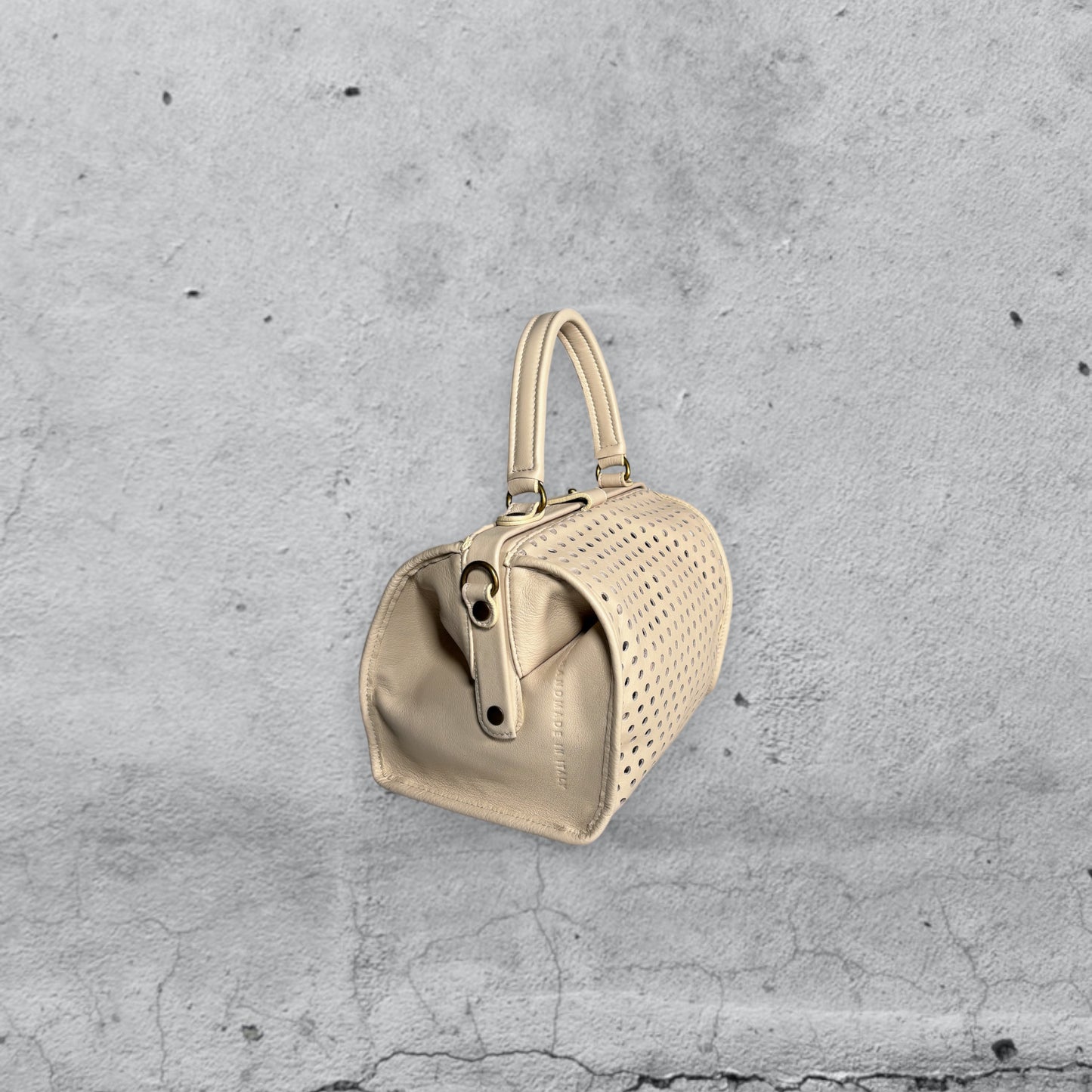 bauletto DOC • forato cream