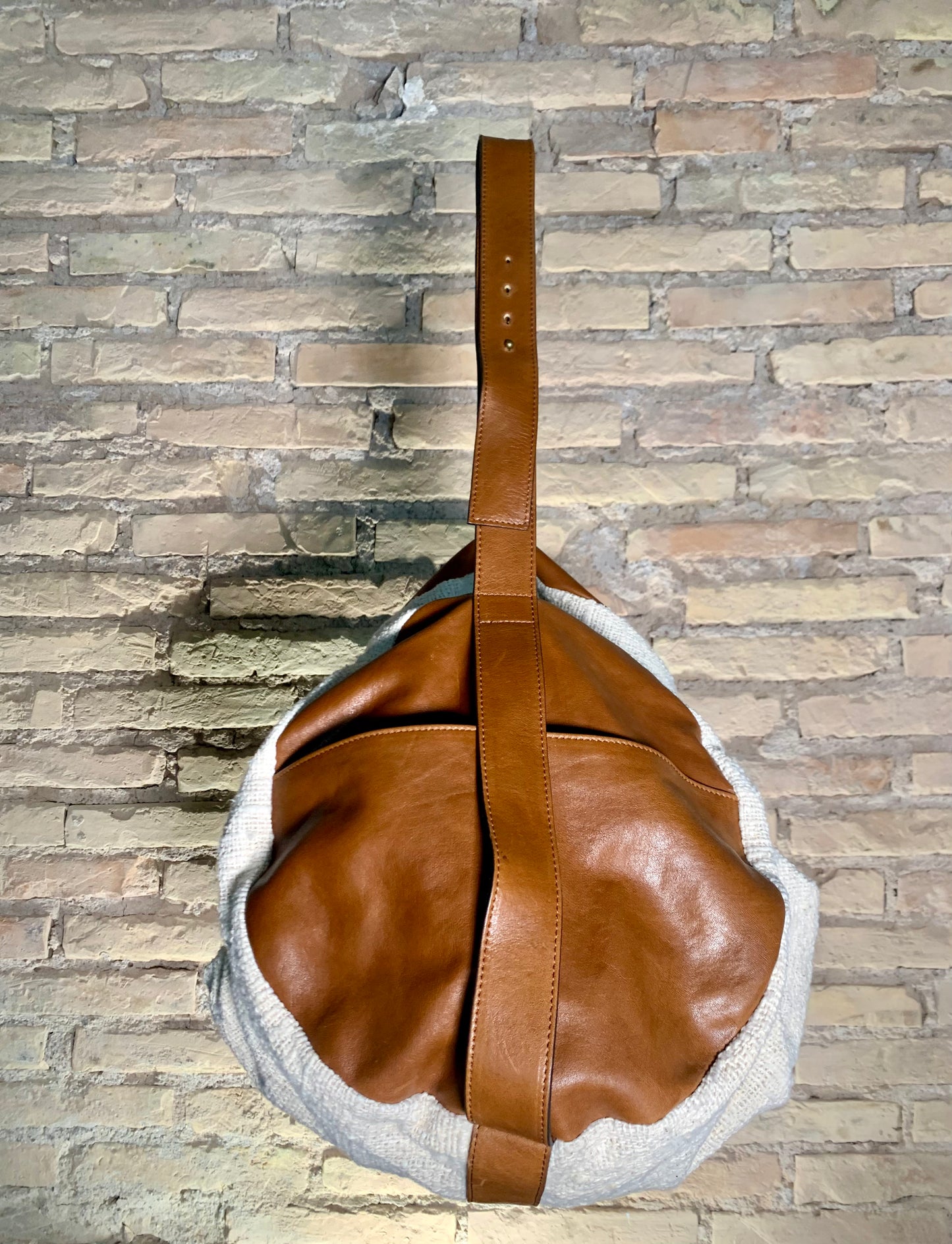 maxi bag FLO • cuoio / Ecru