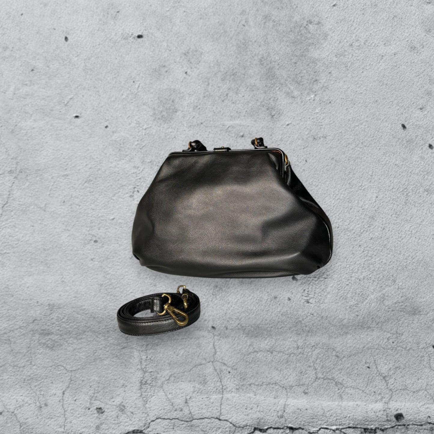 shoulder bag MISSI • nero