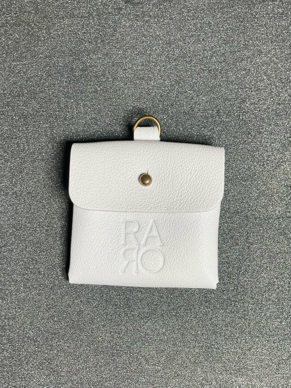 Pod Case • cream
