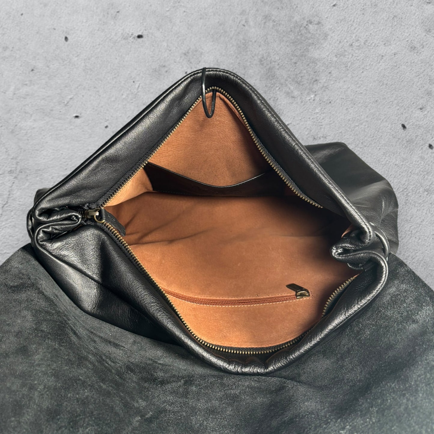 shoulder bag Mazuela • nero soft