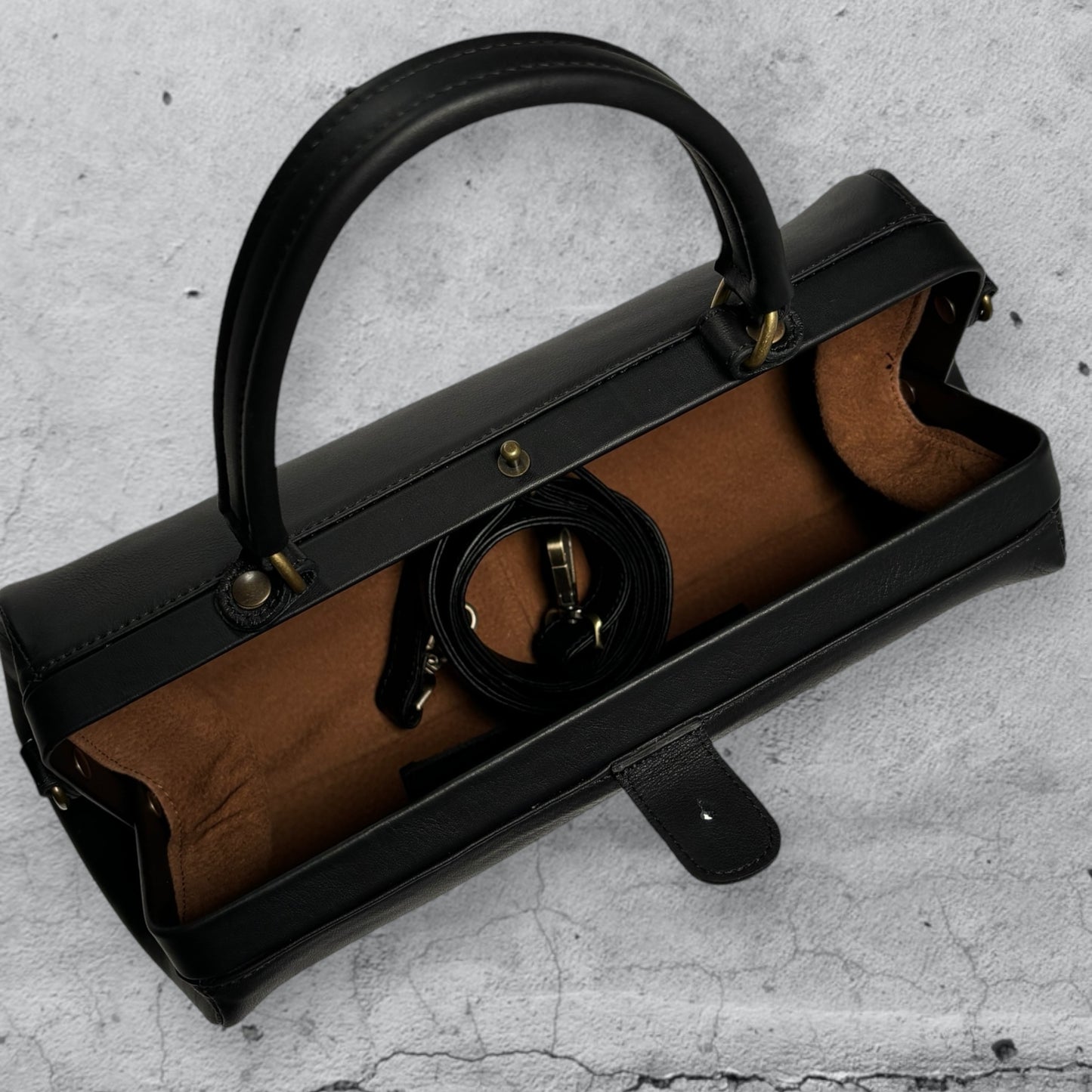 Hand Bag Baguette • nero